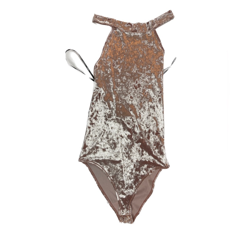 Brand:Forever 21, Color: velvet Pink, Style: bodysuit Size:Medium